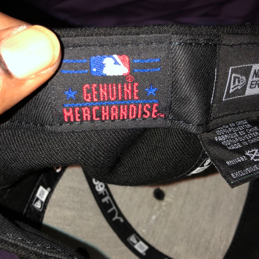 NEW YORK YANKEES BASEBALL CAP NWOT NEVER WORN - Picture 7 of 8